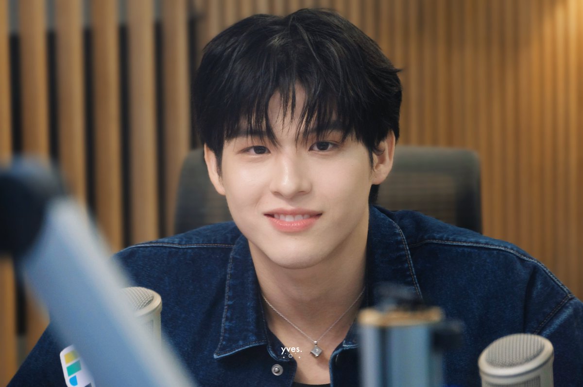 221124 𓏔 #Flex1045xHighSchoolFrenemy #สกายนานิ #skynani 

วันนี้คุณสกายขนฟูเชียว 🤏🏻

——————————— ⟢ ˚⊹
◜ #skywongravee𓎛 <a href="/skywongraveee/">Wongravee Nateetorn</a> _ ◞
˗ˋˏ #takenbyyves◞♡ ˎˊ˗