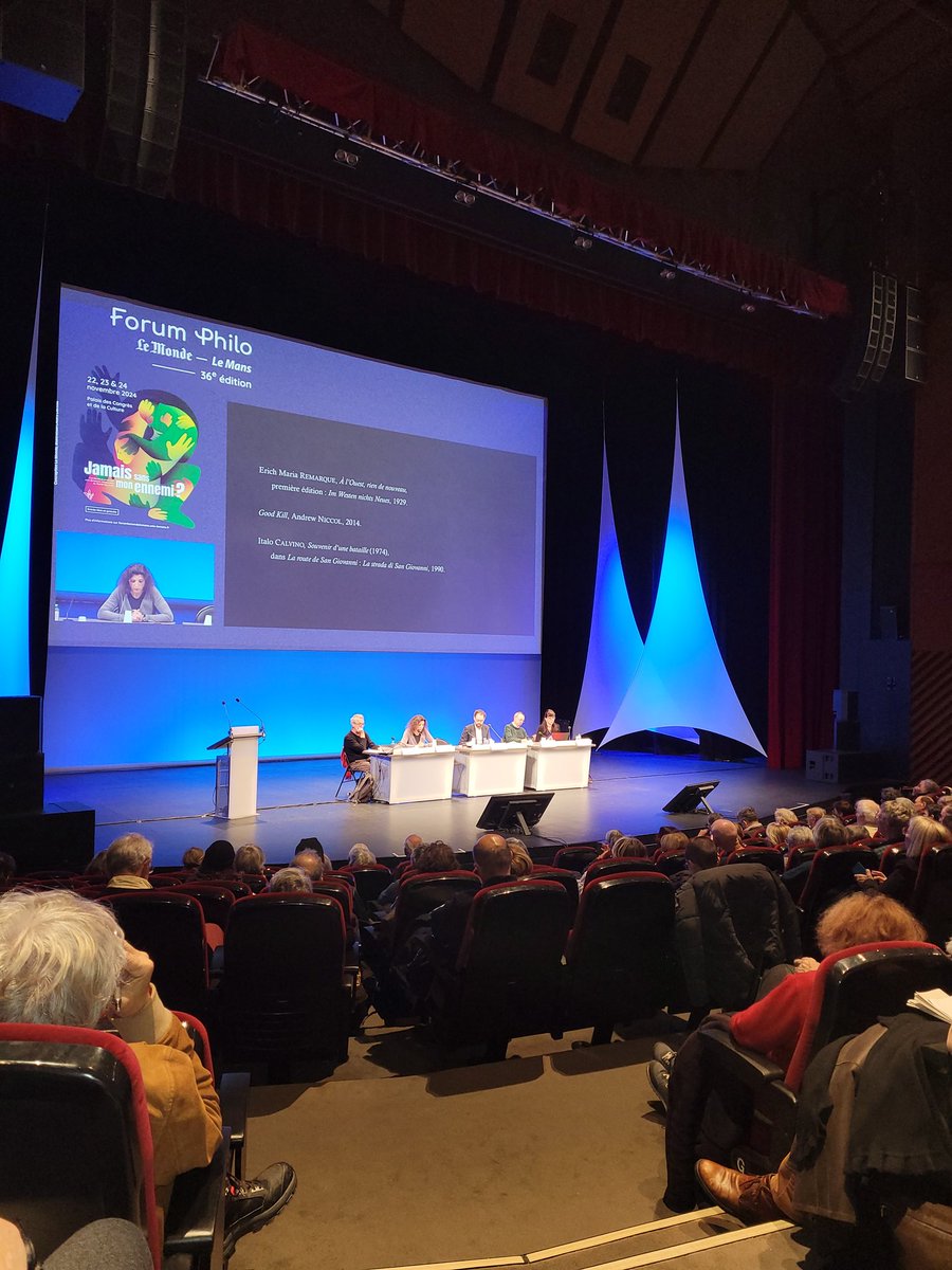 ofcourselemans's tweet photo. Ninon Grangé, au #ForumPhilo @lemondefr Le Mans : "Réduire une guerre à une opposition en duel permet de la rationaliser. C'est aussi une vision partielle, incomplète. La réduction à l'individuel ne tient pas compte du collectif, or une guerre est collective." https://t.co/0lwEFfUc5v