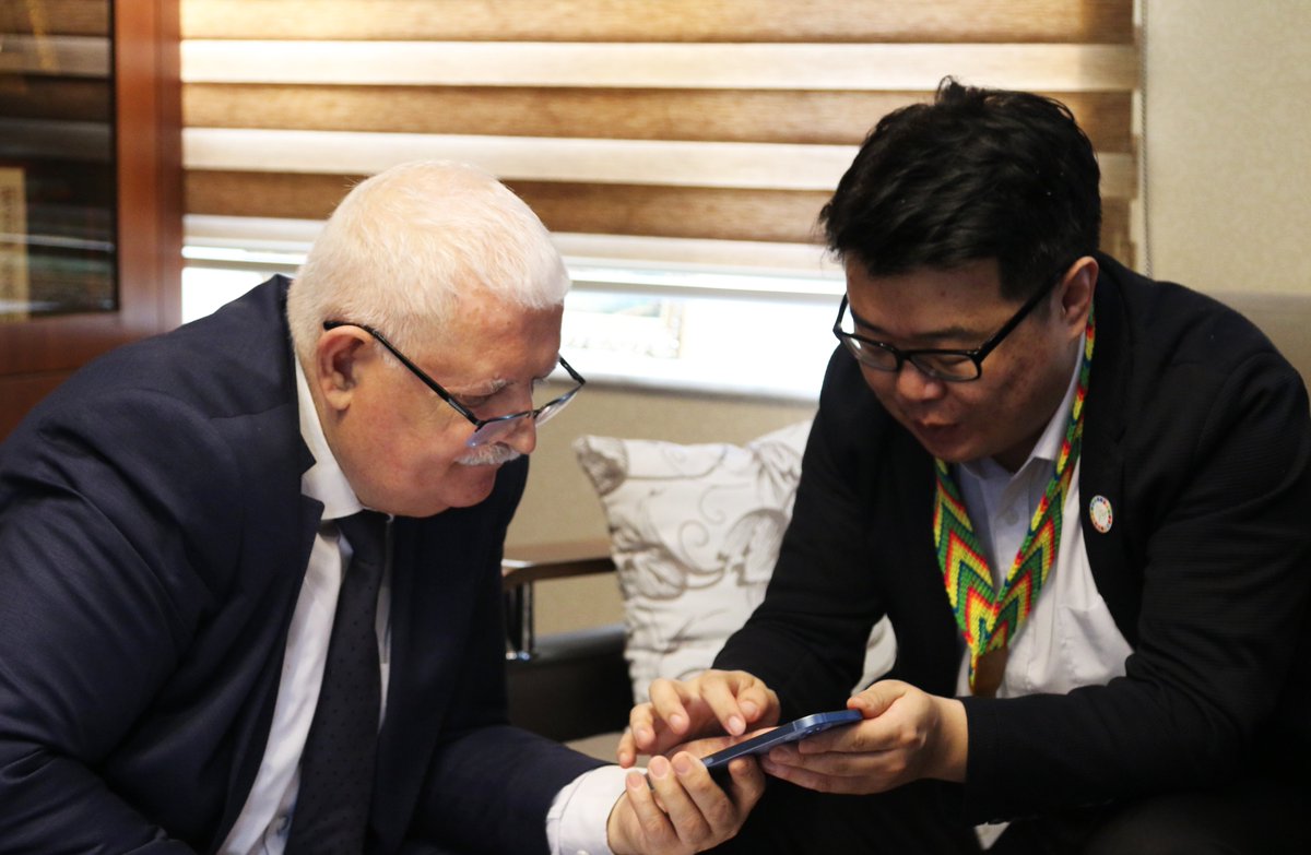 Mirzayev_Umud's tweet photo. Managing Director of Global Committee on Social Business for #SDG, Chair of @Youthink_Center, @AlexWangzekai was a guest at our office. He was the organizer of many events at #COP29 as part of the Chinese 🇨🇳 delegation. #COP29Azerbaijan 🇦🇿 https://t.co/gGKzxU8lB4