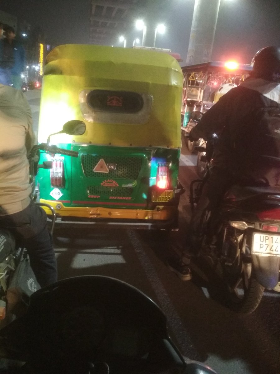 manishk_p's tweet photo. @dtptraffic There is a jam for 3 hours at Khajuri Chowk https://t.co/OdqHapbVaN