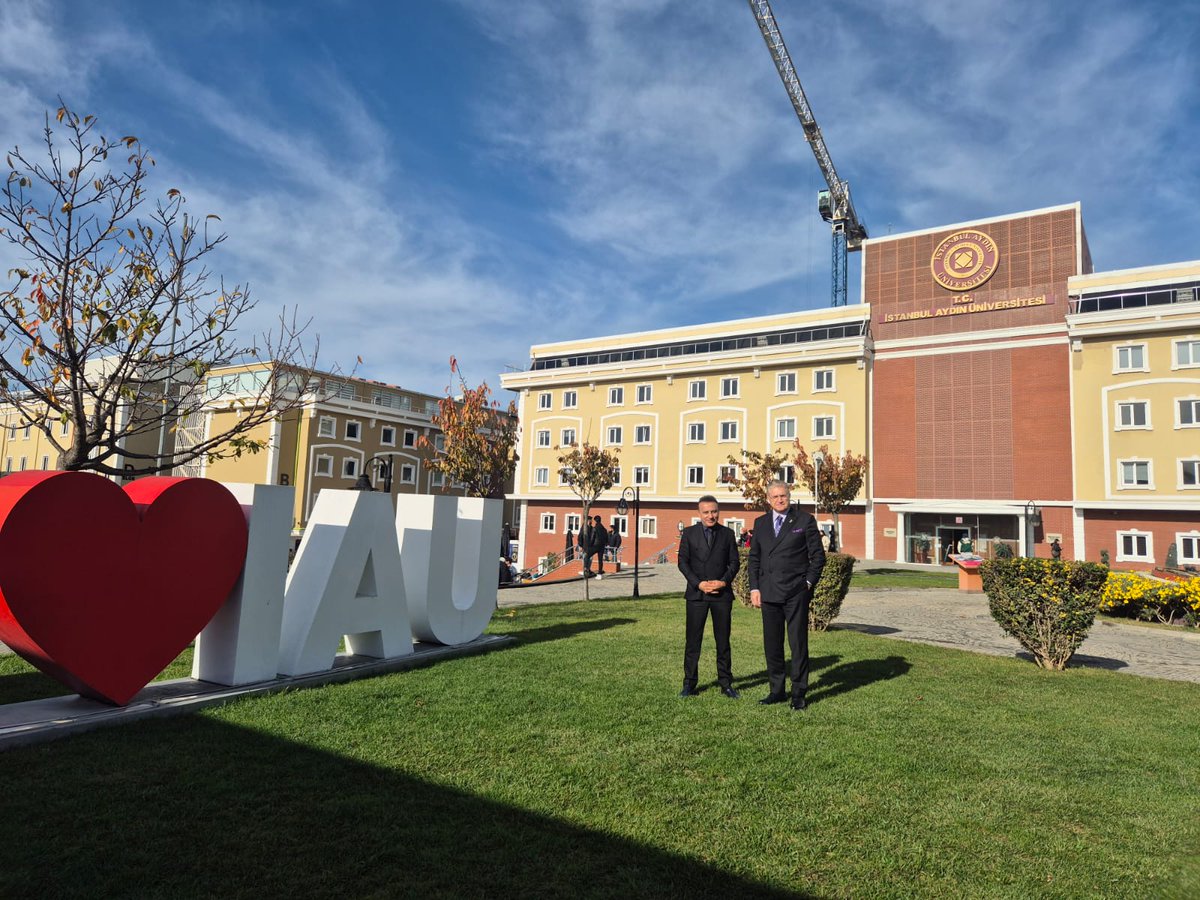 Prof. Dr. Mustafa AYDIN (@drmaydin) on Twitter photo Ataşehir BİL Kolejleri Kurucumuz Sayın Bekir Keskin Bey Üniversitemize ziyarette bulundular. Eğitimdeki gelişmeler ve sektördeki yenilikler üzerine verimli bir görüşme gerçekleştirdik. Ziyaretleri için teşekkür ediyoruz.
<a href="/atasehirbil/">Bil Koleji Ataşehir 3 Kampüsü</a>
<a href="/bilatasehir/">Ataşehir 1 Bil Koleji</a>
<a href="/bilatasehir2/">Bil Koleji Ataşehir 2 Kampüsü</a>
<a href="/bilkolejleri/">BİL Koleji</a> Ataşehir BİL Kolejleri Kurucumuz Sayın Bekir Keskin Bey Üniversitemize ziyarette bulundular. Eğitimdeki gelişmeler ve sektördeki yenilikler üzerine verimli bir görüşme gerçekleştirdik. Ziyaretleri için teşekkür ediyoruz.
<a href="/atasehirbil/">Bil Koleji Ataşehir 3 Kampüsü</a>
<a href="/bilatasehir/">Ataşehir 1 Bil Koleji</a>
<a href="/bilatasehir2/">Bil Koleji Ataşehir 2 Kampüsü</a>
<a href="/bilkolejleri/">BİL Koleji</a>