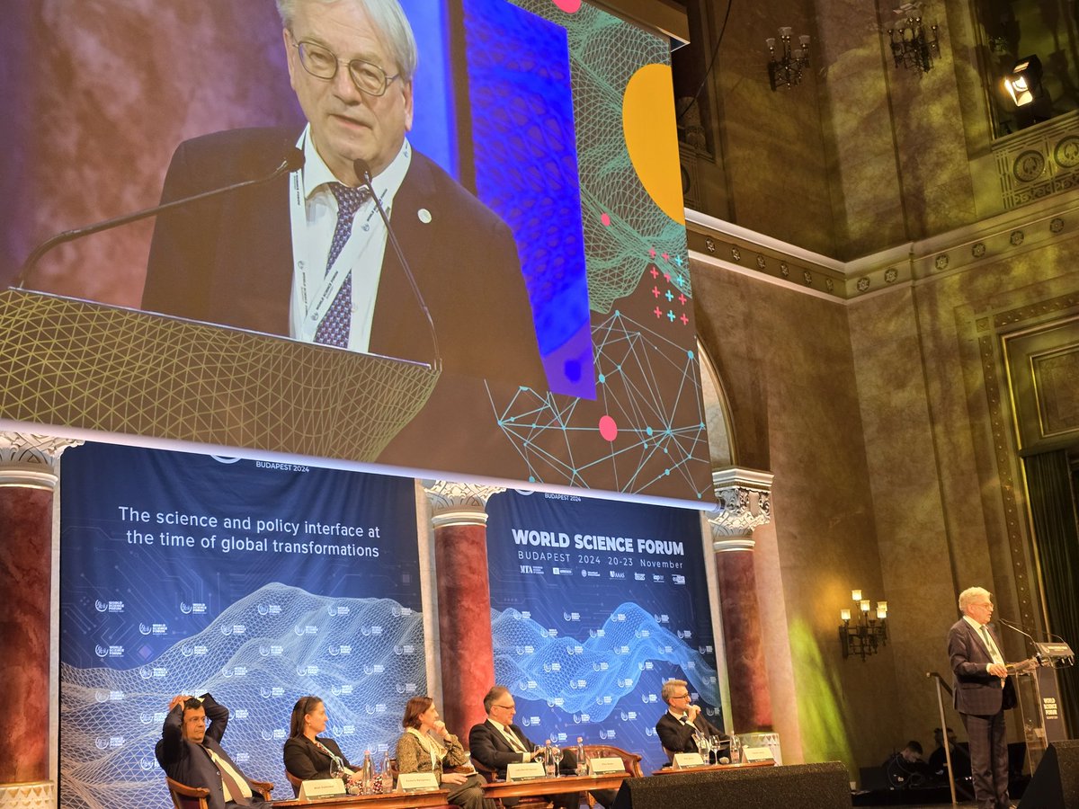 mmshawrav's tweet photo. President of @INGSciAdvice @PresINGSA Rémi Quirion focused on the importance of #SciencAdvice. He also shared the role of #INGSA and it's global initiatives. #wsf2024
#Trust in #Science #OpenScience is critical https://t.co/zpisvU0bDU