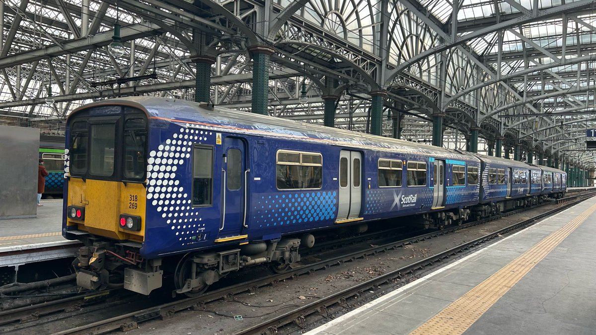 OMtheRails's tweet photo. That’s me done for the week - time to head back to the Smoke now with Avanti West Coast… 🏴󠁧󠁢󠁳󠁣󠁴󠁿➡️🏴󠁧󠁢󠁥󠁮󠁧󠁿 https://t.co/k2VhwzosBl