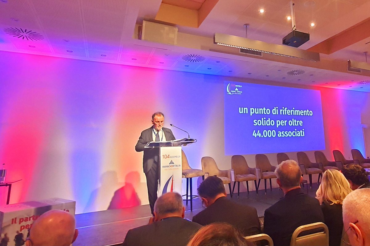filipposalone's tweet photo. Competenze manageriali e passione associativa: 2 fattori ancora una volta determinanti per tracciare il futuro di @manageritalia 
#Assembleamanager #104Assemblea https://t.co/5wn4QdxkWA