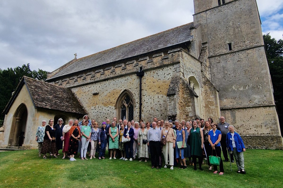 Our Dobson Scholars for 2024, Sophia Dumoulin and Elena Rossi, have written accounts of their time at #HarlaxtonMedSym2024. You can read them here: harlaxtonmedievalsymposium.org/dobson-scholar… #MedievalTwitter #Twitterstorians