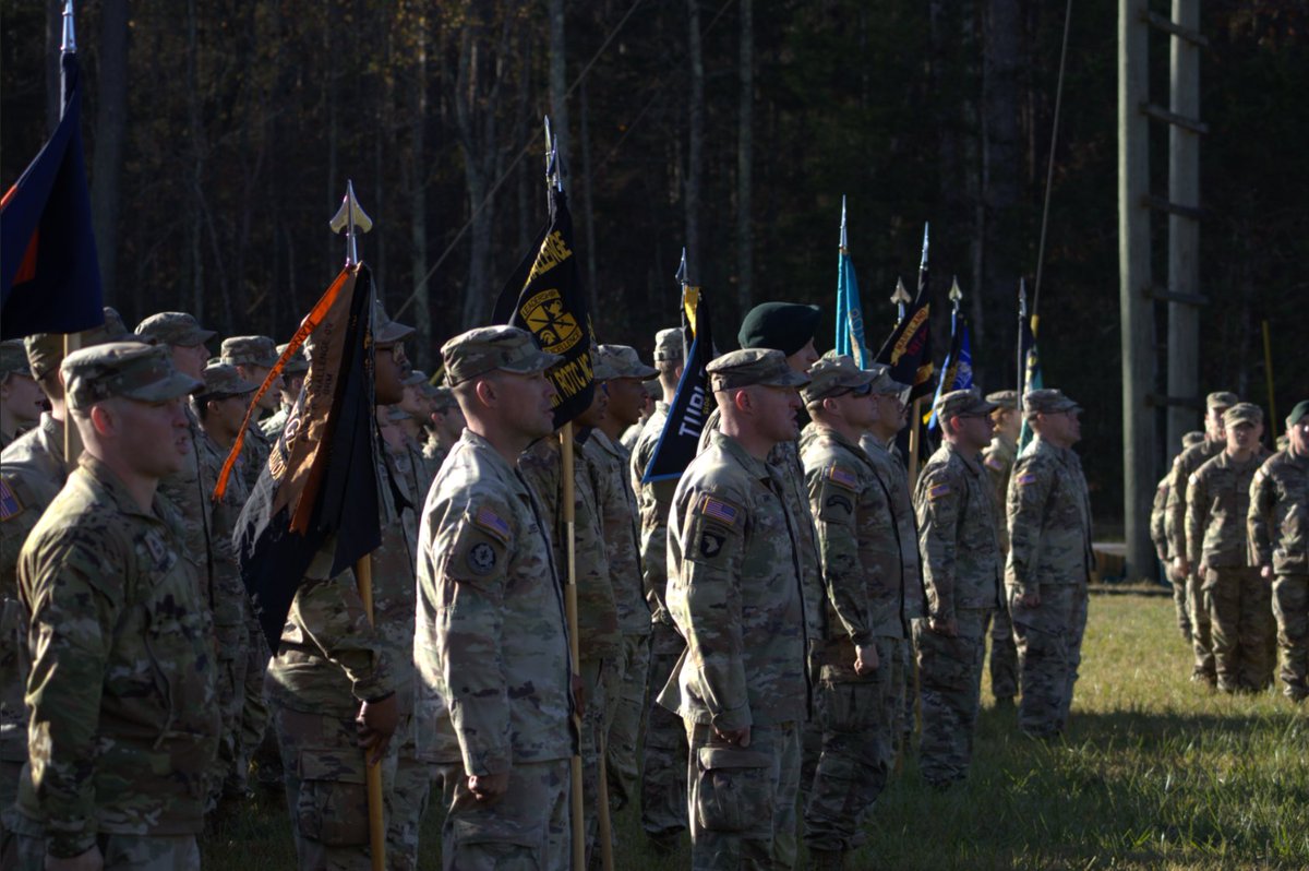 4thBdeArmyROTC's tweet image. What a time! #RangerChallenge was full of adventure, team building, and fun times. Check out all our photos at cadetcommand.box.com/s/5u3tbzdjr4xh… 
Next stop is the Sandhurst Competition with Furman University &amp;amp; East Carolina University! 🏃 

#ArmyROTC #WeHaveaPlaceForYou #RoadtoSandhurst