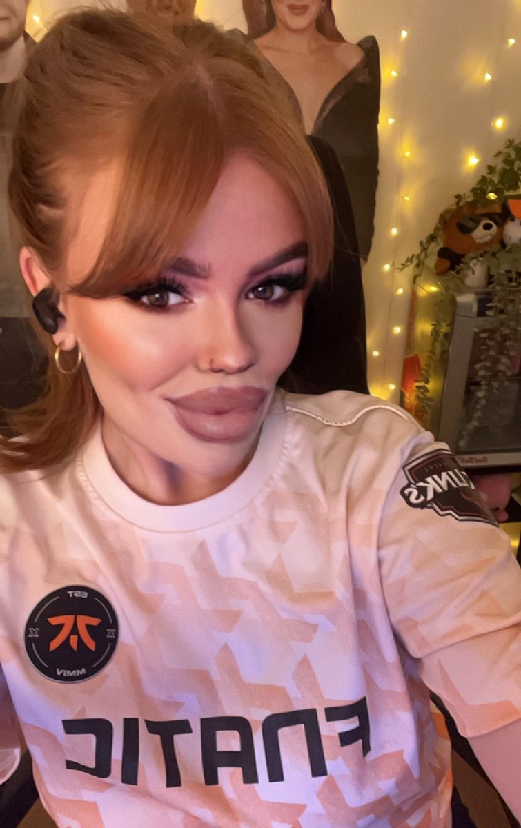 FNATIC meg tweet media