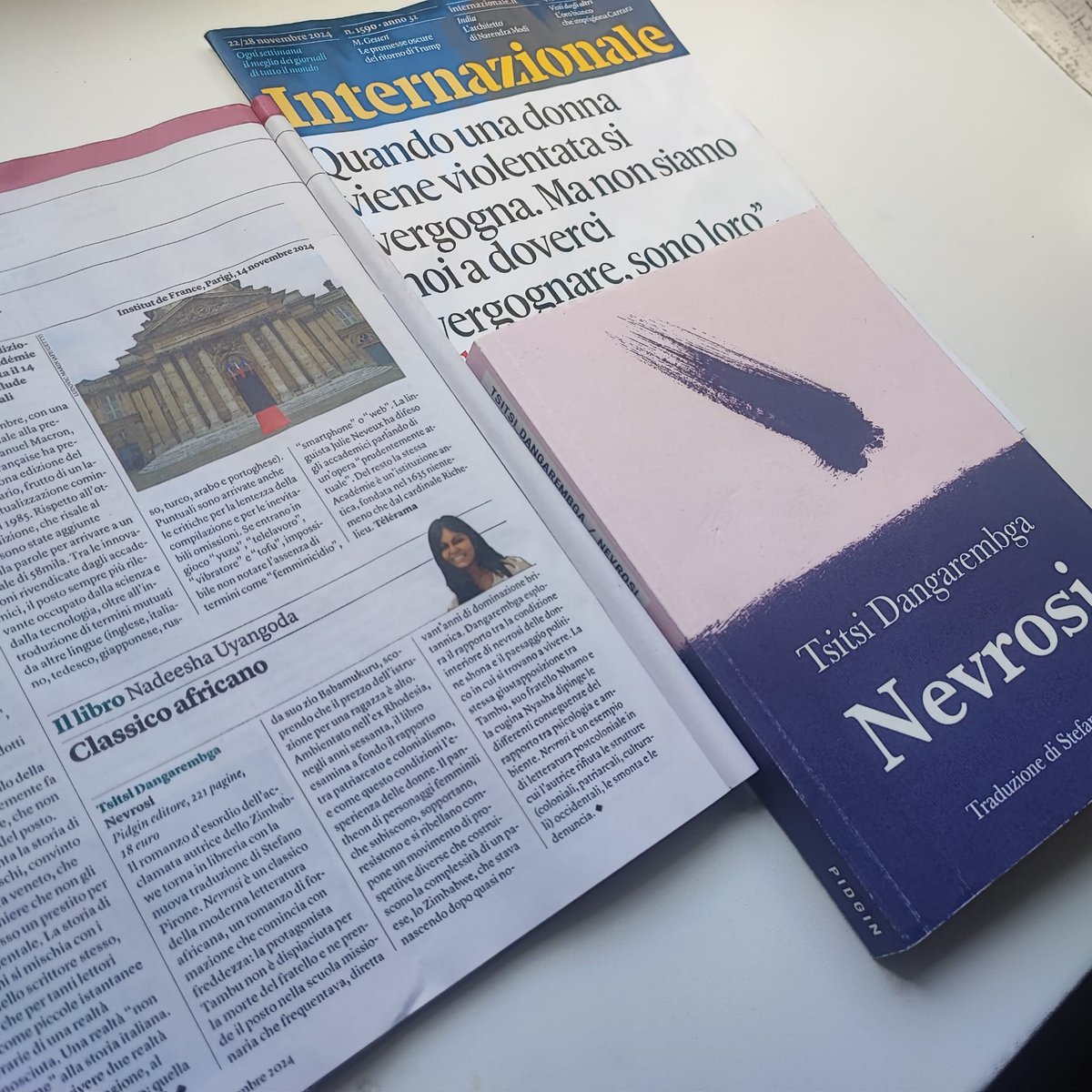 Grazie di cuore a Nadeesha Uyangoda per l'articolo su Internazionale dedicato a "Nevrosi" di Tsitsi Dangarembga, "un classico della moderna letteratura africana".