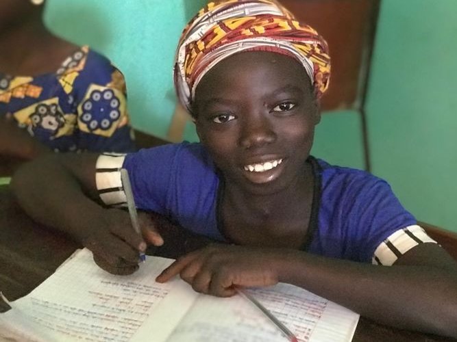 ONGSIRABASCHOOL's tweet photo. L'éducation des filles est une priorité de l'@ONGSIRABASCHOOL .
#educationdesfilles
#scolarisation https://t.co/xVfPFXm5TP