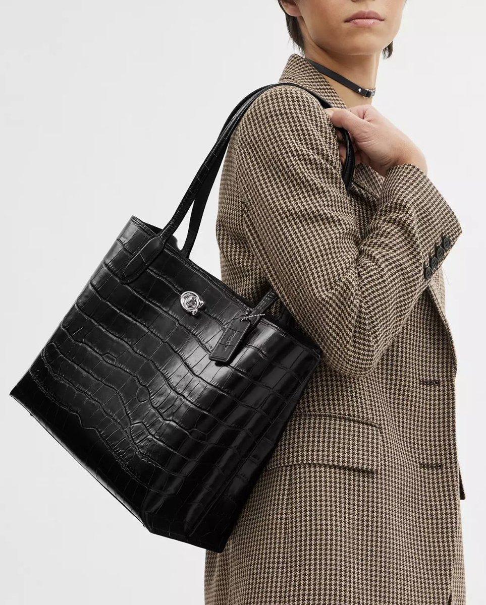 SU | Personal Shopper tweet media