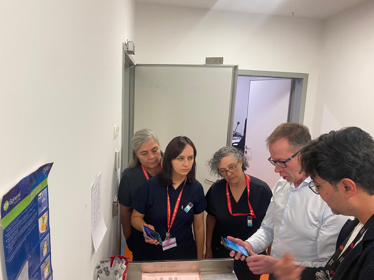 We’re thrilled to announce the successful completion of training at Bilkent City Hospital. The dedicated team is now fully prepared and almost ready to treat their first patient with OncoSil therapy. A significant step in advancing cancer care and transforming lives in Turkey!