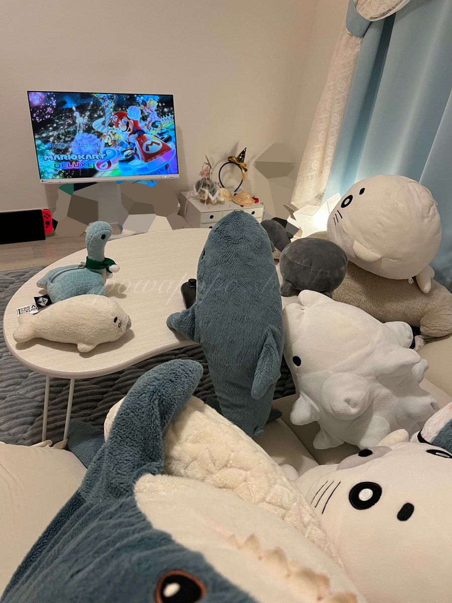 金曜の夜だし、みんなで夜更かししちゃお