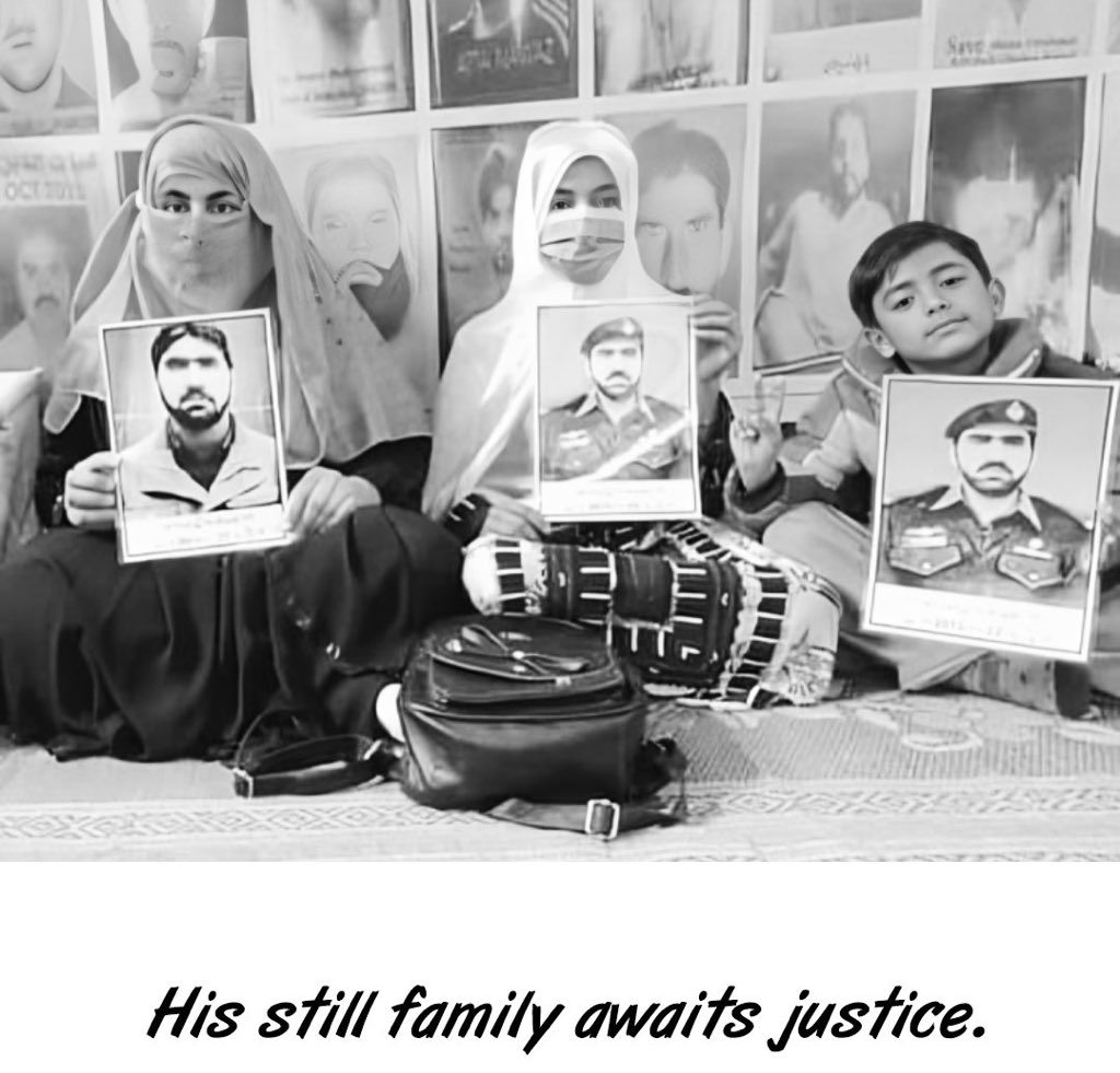 ShaleeBaloch's tweet photo. Counting days for last eleven years, Saifullah’s family has lived every day in anguish, mental and physical instability and turmoil. Such tormenting trends as enforced disappearances have giant impacts on the lives of not only those who are its direct victims, but also leave unprecedented effects on the lives who await his return. The family reserves the right to his Saifullah’s whereabouts.

#ReleaseSaifUllahRodeni