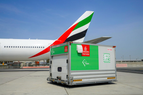 Emirates, vodeća kompanija u prijevozu pokvarljivih proizvoda, koristi svoje veliko iskustvo u transportu kako bi pokrenuo ovu važnu inicijativu za industriju. #emirates #Održivost&amp;Ekologija
tragento.com/emirates-pokre…