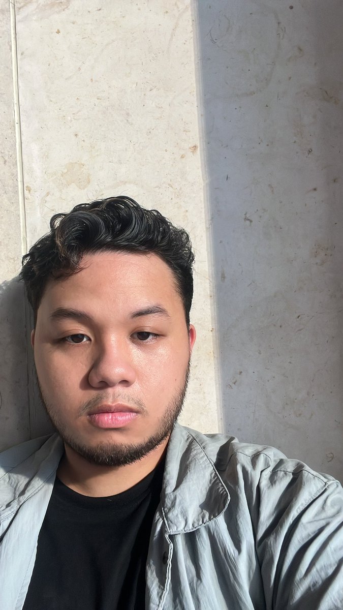 BeaverCarating's tweet photo. Good Lighting https://t.co/KOA8KzqQPe