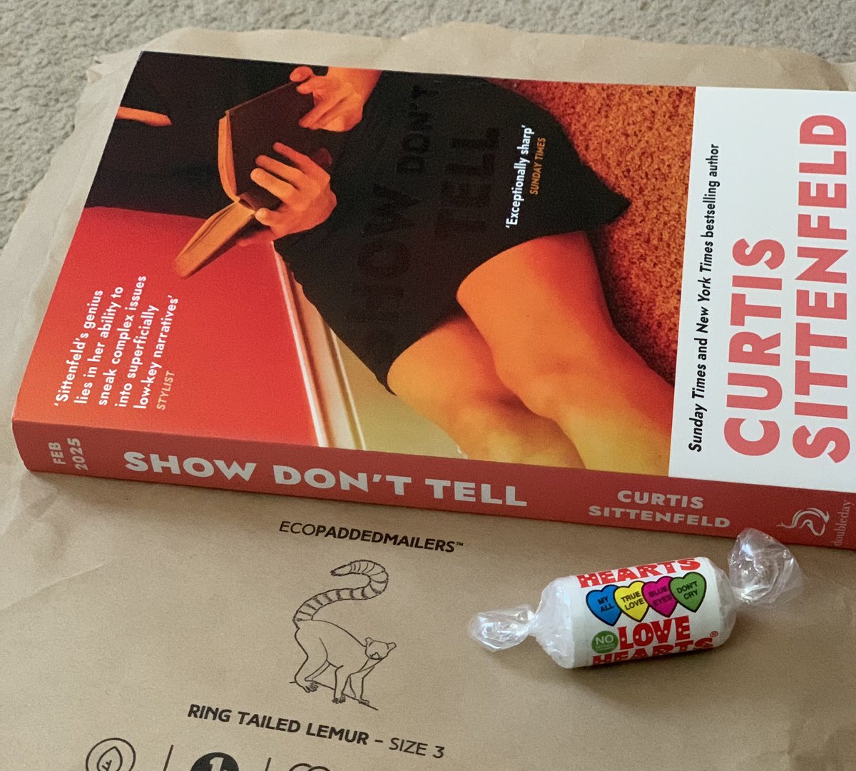 Amazing book post today!! Thank you <a href="/sarabethsbooks/">Sara Roberts</a> 🙏🏼