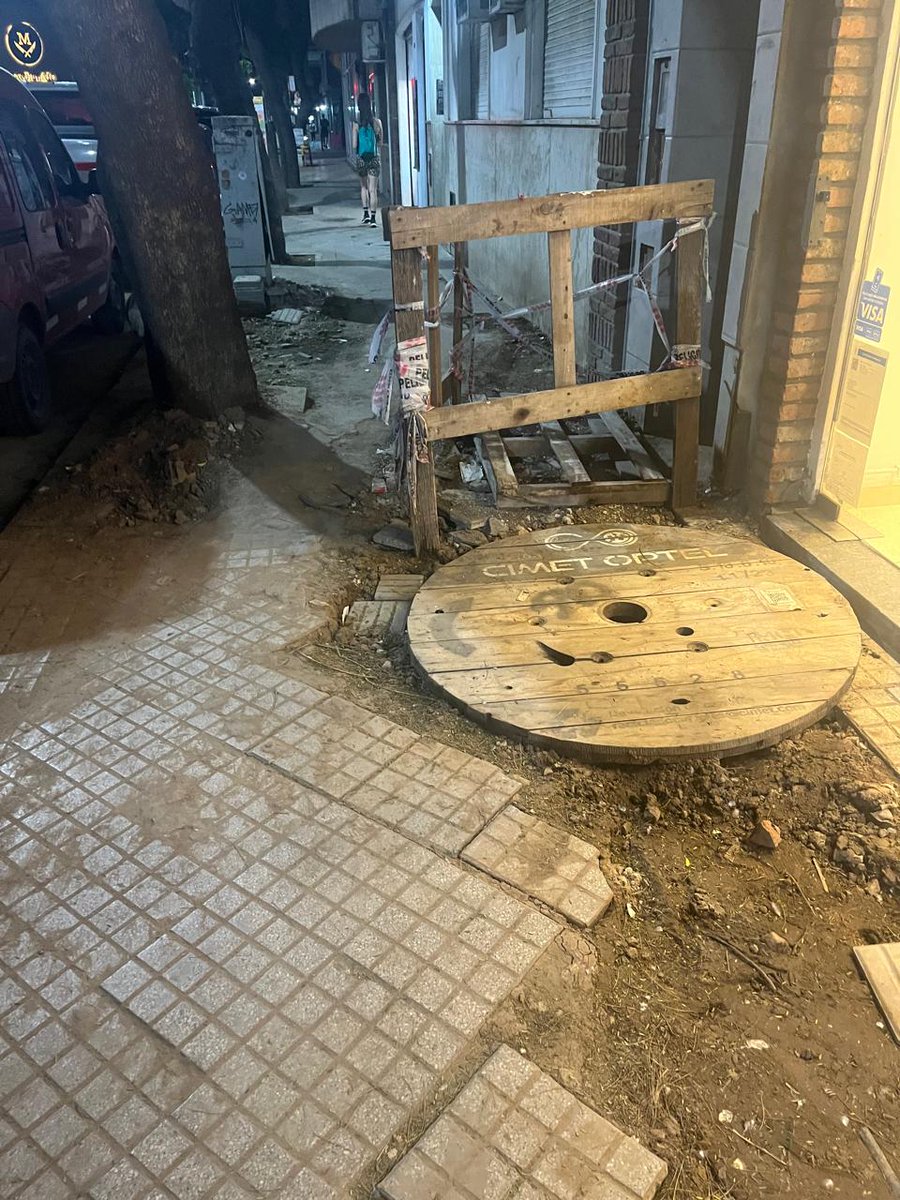 Ayudanos a mejorar las veredas de Rosario ⚠️
Somos estudiantes de 5to año de la Lic en Adm de la UNR y queremos proponer una solución al problema de las veredas rotas, que afecta a todos.
‼️Si frecuentás Rosario, tu ayuda es clave, podrías completar este formulario? Gracias!