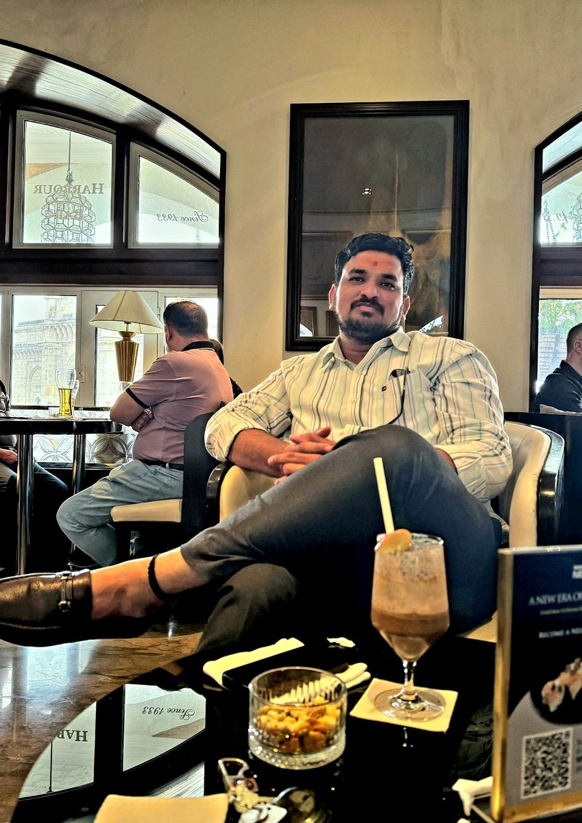 TheAnilkumarG94's tweet photo. जिंदगी को इतना Serious लेने की जरूरत नहीं हैं,
क्योंकि यहां से जिंदा बचकर कोई नहीं गया !!🖤
@TajHotels
#मुंबई #CityofDream❤️ #photooftheday https://t.co/63uIUPNvwh