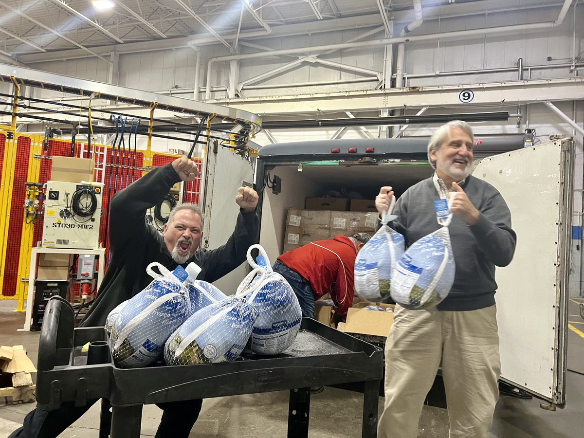 Paslin6's tweet image. Turkey Distribution Day is always a great way to kick off the Holiday season. Paslin treats all employees to a turkey for Thanksgiving as a small gesture of appreciation it takes to put together these innovative systems Paslin provides. #CustomAutomation #Thanksgivin