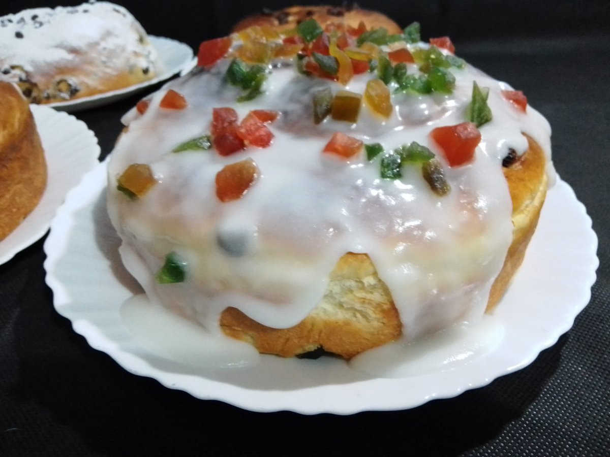 Anduve vendiendo rifas por blueskip y no vendí ni una ..vamos a ver si por esta red hay un poco más de suérte ..rifa navideña  sorteo estás delicias 2 pan dulces  2 budines .sabor a elección valor del número 2 cifras $1000 quedan numeros altos. alias átomo.chile.atado  gracias RT