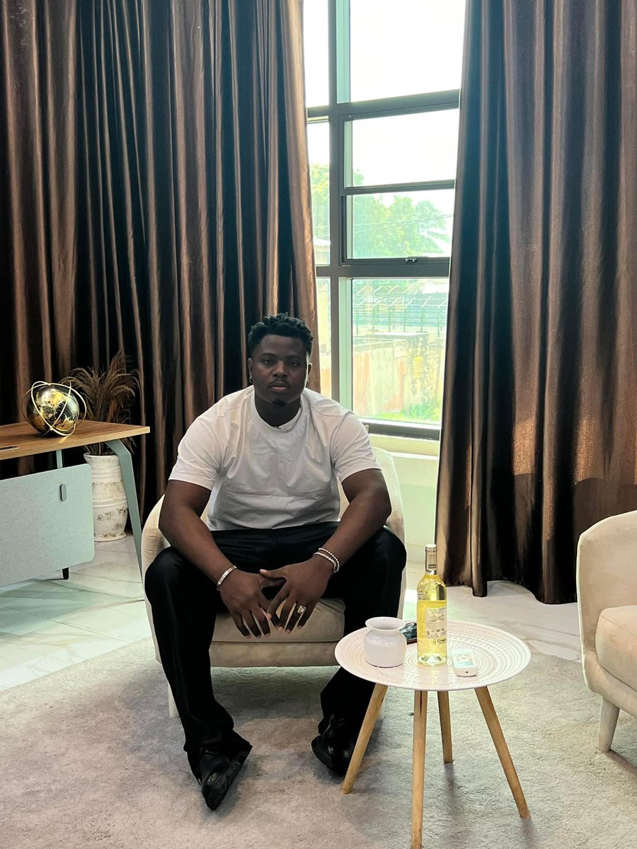 Bonjour Agbadjoumon lè😁🦜 ça ne manque que près de 1000 vues pour avoir 1.000.000 vues pour notre son agbadjoumon on termine chap ?

 Agbadjoumon youtu.be/kR3zOVqodts?si…