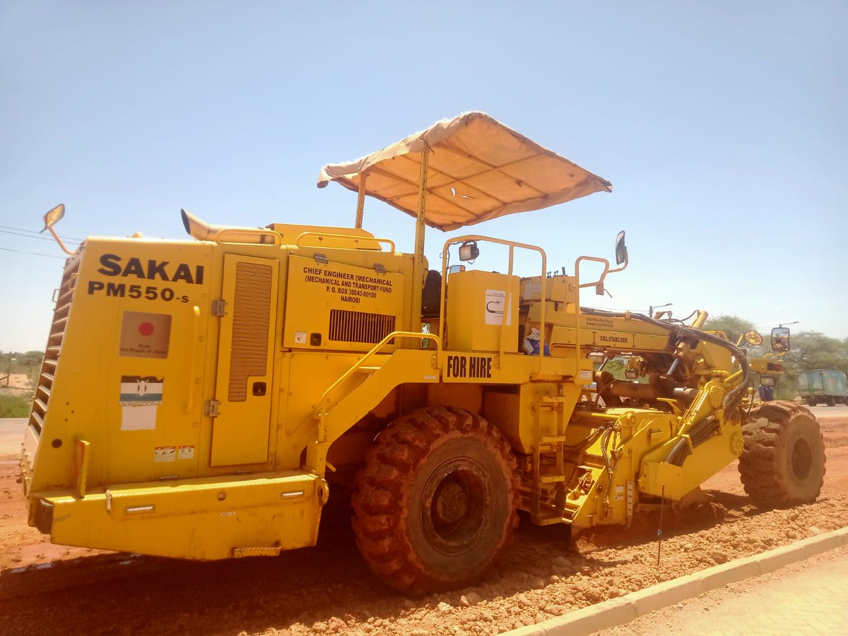 mechanicalmtd's tweet photo. Radical road transformation made easy with MTD across the country. Witness as Sakai PM 550 Stabilizer transforms loose, unstable ground into a rock-solid foundation for long-lasting  Modika road in Garissa town.
#ChooseMTFbuild communities
@KURAroads @KenyaGovernors @KeRRA_Ke https://t.co/3fjIhKNdKL
