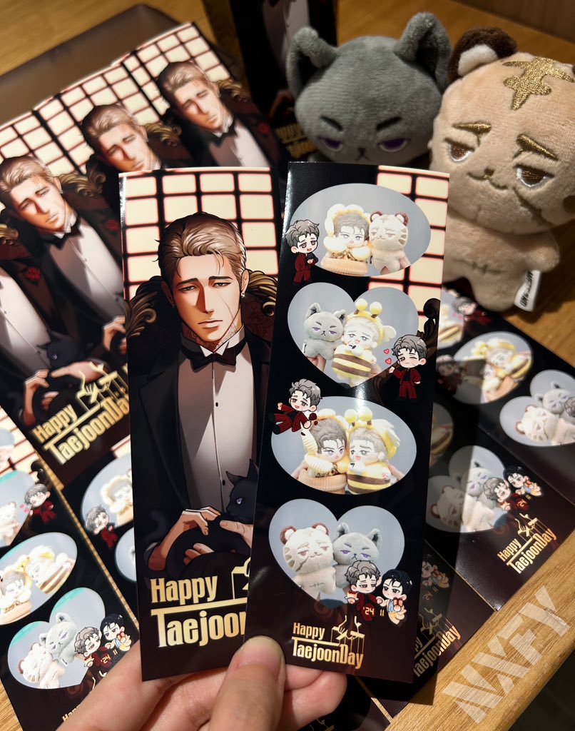 太好了终于赶上了！🐯🐺
谢谢<a href="/tjian4ever/">𝗥𝗘𝗗-𝗟𝗔𝗗𝗬</a> 真的很好吃🫶

#吴泰俊1111生日快乐
#태준이_11일11일
#빼빼로_프린스
#오태준_생일_축하
#HAPPY_TJ_DAY
#웻샌드 #WetSand