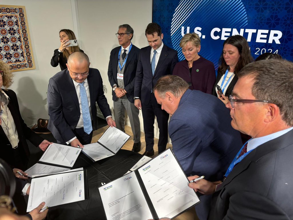 CdaRachelM's tweet image. Historic moment - 🇨🇦 🇺🇸 🇮🇹 🇷🇴 collaboration with Canadian #nuclear #Candu technology sees @atkinsrealis playing a key role in building clean energy and energy security to Romania and the region with support from @ExportDevCanada @NRCan