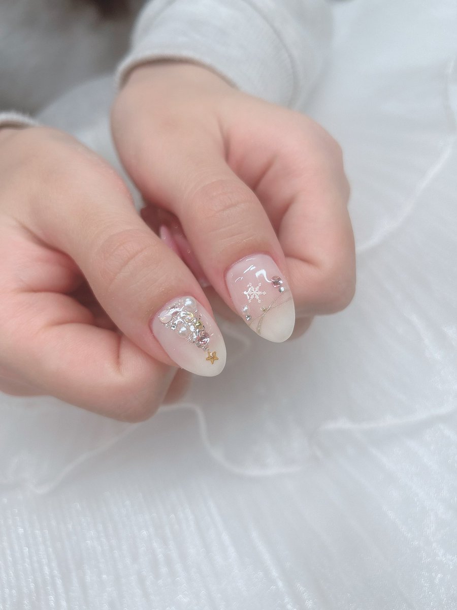 awahimechan's tweet photo. newネイル💅✨
クリスマス感🩷 https://t.co/xnNJWCIUPz