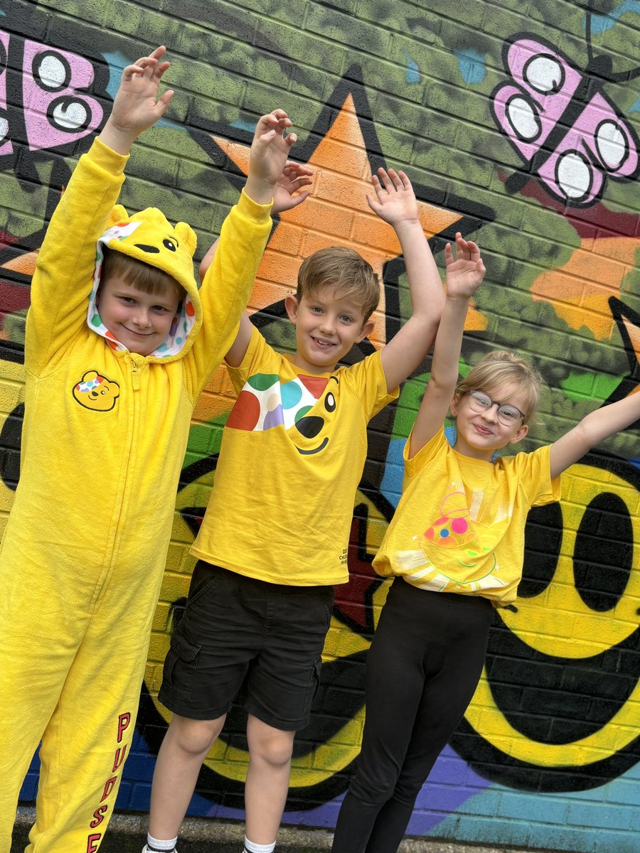 meadows_primary's tweet photo. It’s great to be having fun while fundraising for @BBCCiN and @HHTGhospices today!
#OutstandingValues💙
#AspireGrowFlourish🌱 https://t.co/JUfeTAHmEu