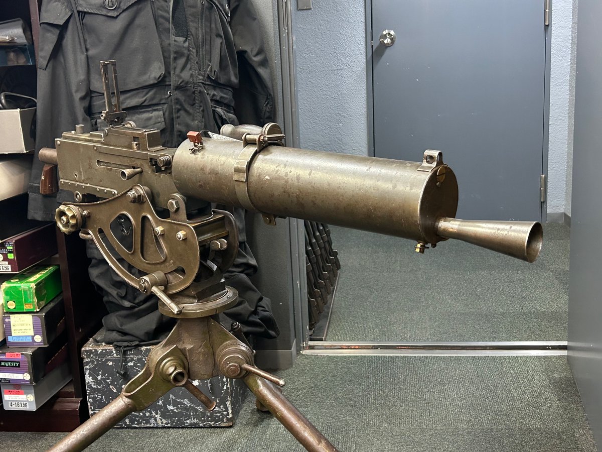 カヲル　ガラクタ屋 M1917重機は、M1919の一世代前とあって大まかな設計は似ていても、水冷