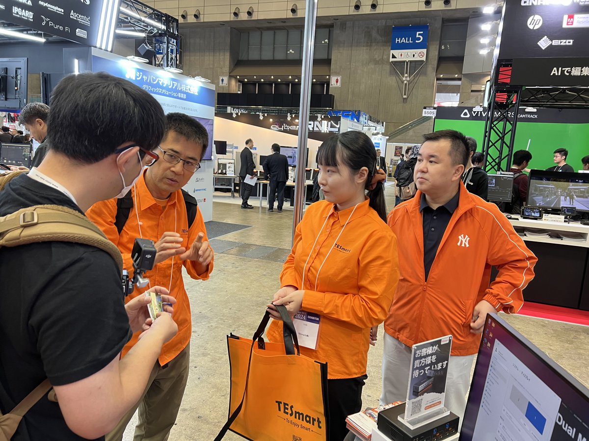 Tesmartjp's tweet photo. 🎉 Inter BEE 2024 | 展会最終日! 🎉
今日はInter BEE 2024の最終日!TESmartの社長もブースに登場しました!私たちがどれだけこの展会を大切にしているかを示す一日でした!✨
ご来場いただいた皆様、ありがとうございました!😊
#InterBEE2024
#TESmart
#社長登場
#8KKVM
#MSTソリューション https://t.co/7IzKAuxf5J