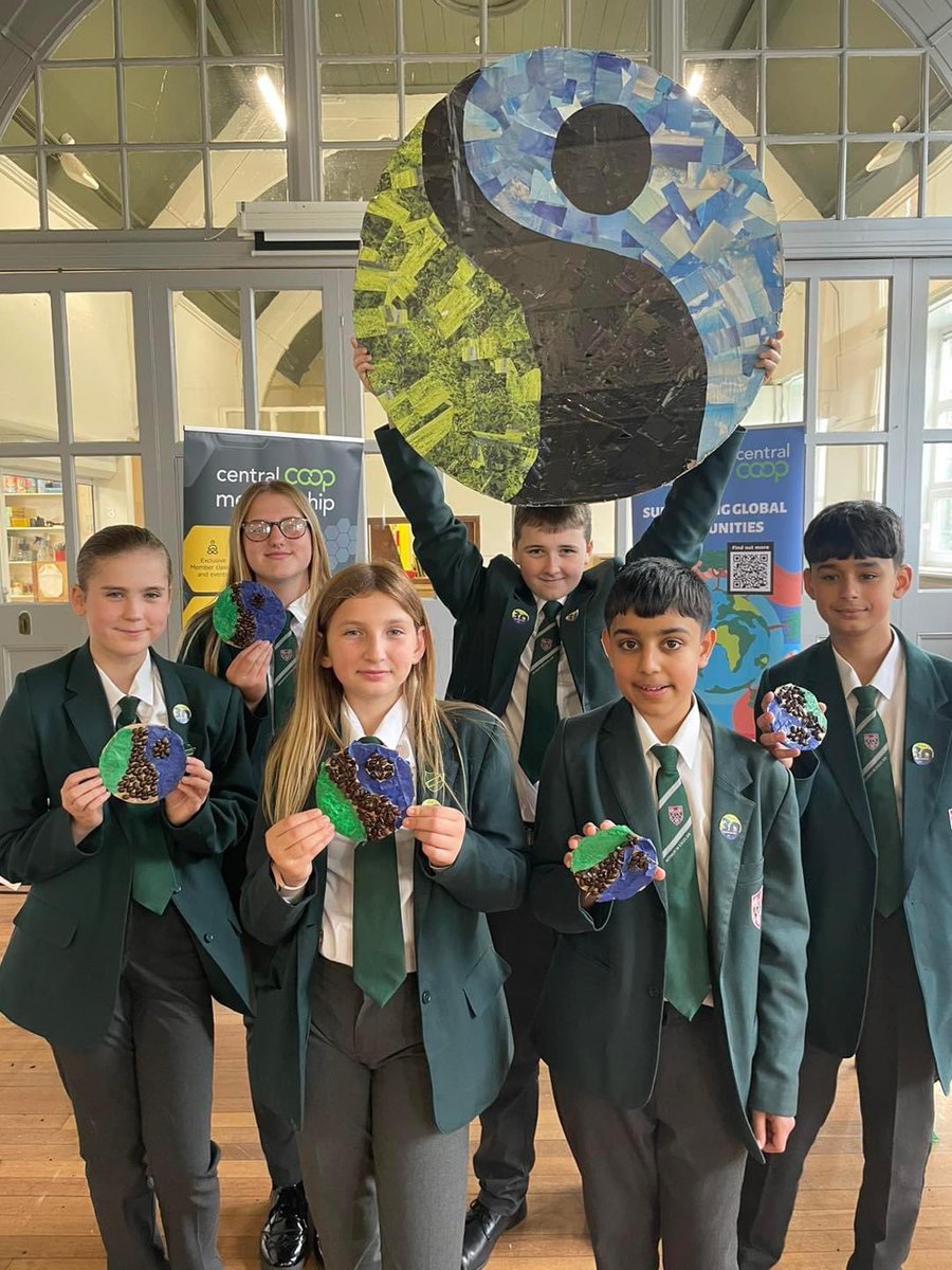 Happy Fairtrade Friday! 

We love working in schools empowering students with the knowledge that they have the power to change the world. 

Learning about Fairtrade teaches students about diverse places, people &amp; resources.  

Find out about our workshops: fairandfunky.com/category/schoo…
