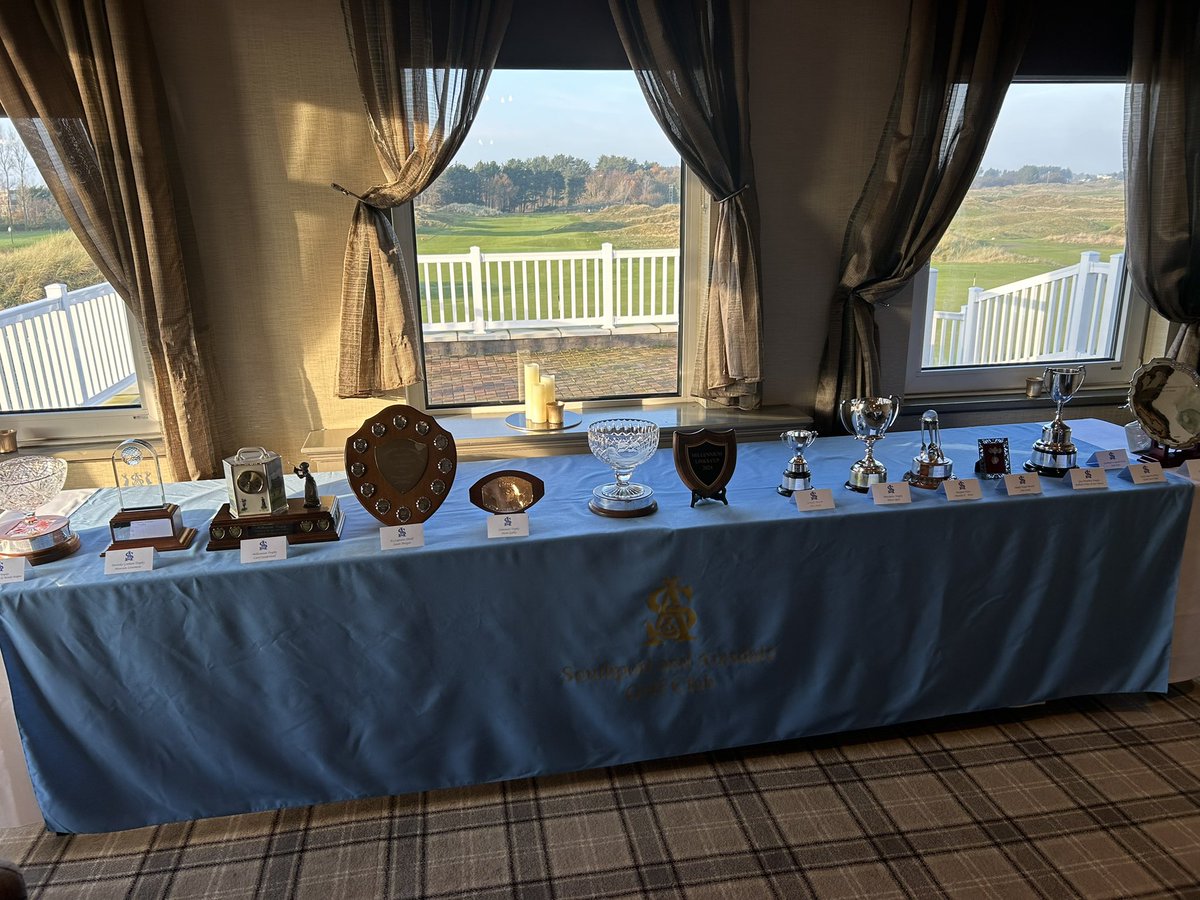 61njb's tweet photo. A foggy start to the day followed by an evening celebrating all the Board and trophy winners at @SandAGolfClub #congratulations https://t.co/85wtbXobVL