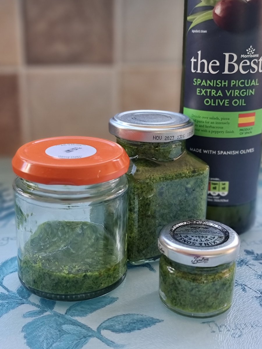 It's been a tough week with my chap being unwell. We're cautiously optimistic he's mending so have celebrated by making pesto, with home-grown basil surplus (&amp; tips from Lyn). Sending olivey bright green cheer to all. 💚 
<a href="/chrys_salt/">Chrys Salt</a> @DeborahEHarvey <a href="/AnnaSaund1/">Anna Saunders</a> @IndigoDreamsPub