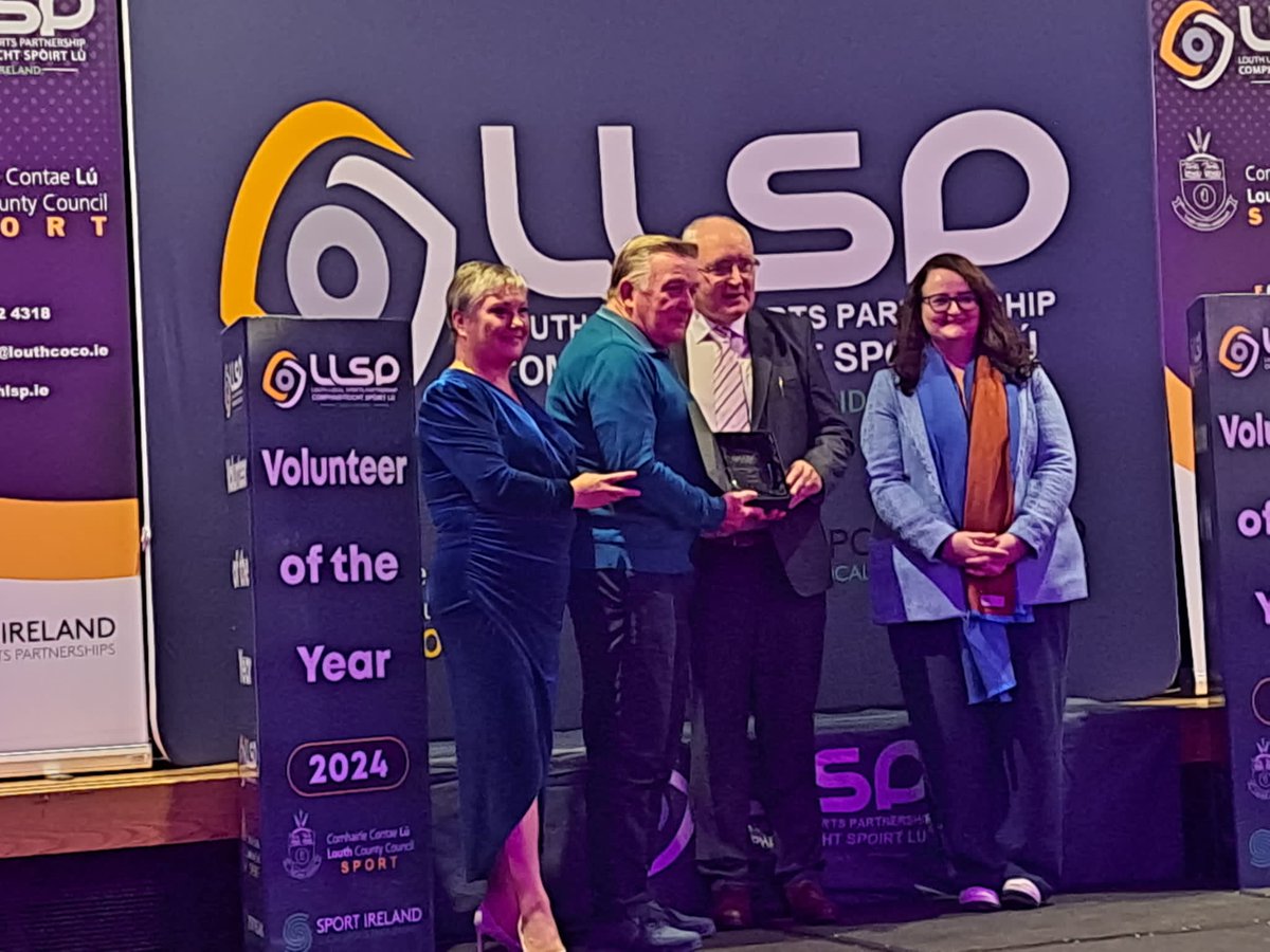 BoyneRFC's tweet photo. Congrats to Jim Walker for his well deserved 'volunteer in sport' award that was presented to him on Mon 11th at the Louth Local Sports Partnership awards night. This is in recognition of the trojan work Jim does as a volunteer around the club. Thanks Jim from all at Boyne RFC. https://t.co/n19LKpfS9b