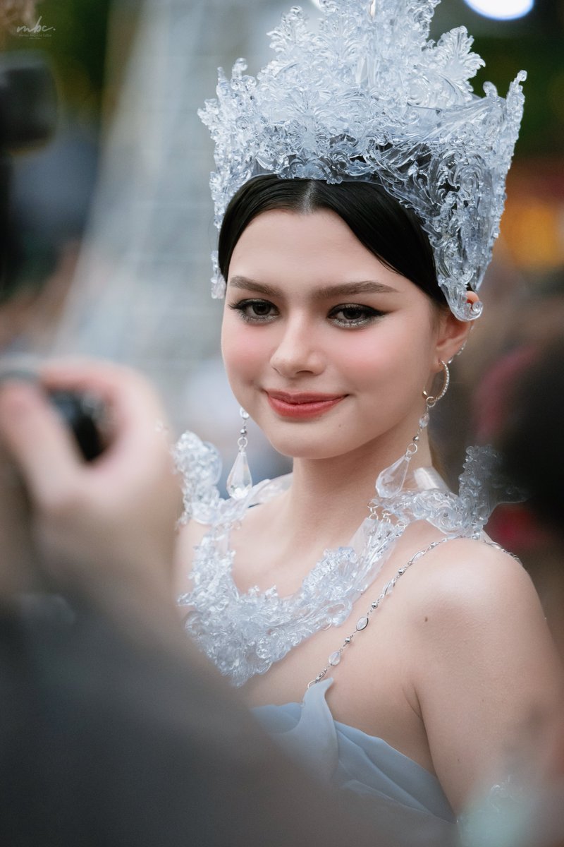 Kauw_Brotchen's tweet photo. สวยมากจริงๆ นางฟ้าจองพี่ ✨

REBECCA THE NOPPAMAS QUEEN
#LoyKrathongIconSiamxBecky
#beckysangels
#ICONSIAM https://t.co/NIaG5DacKo