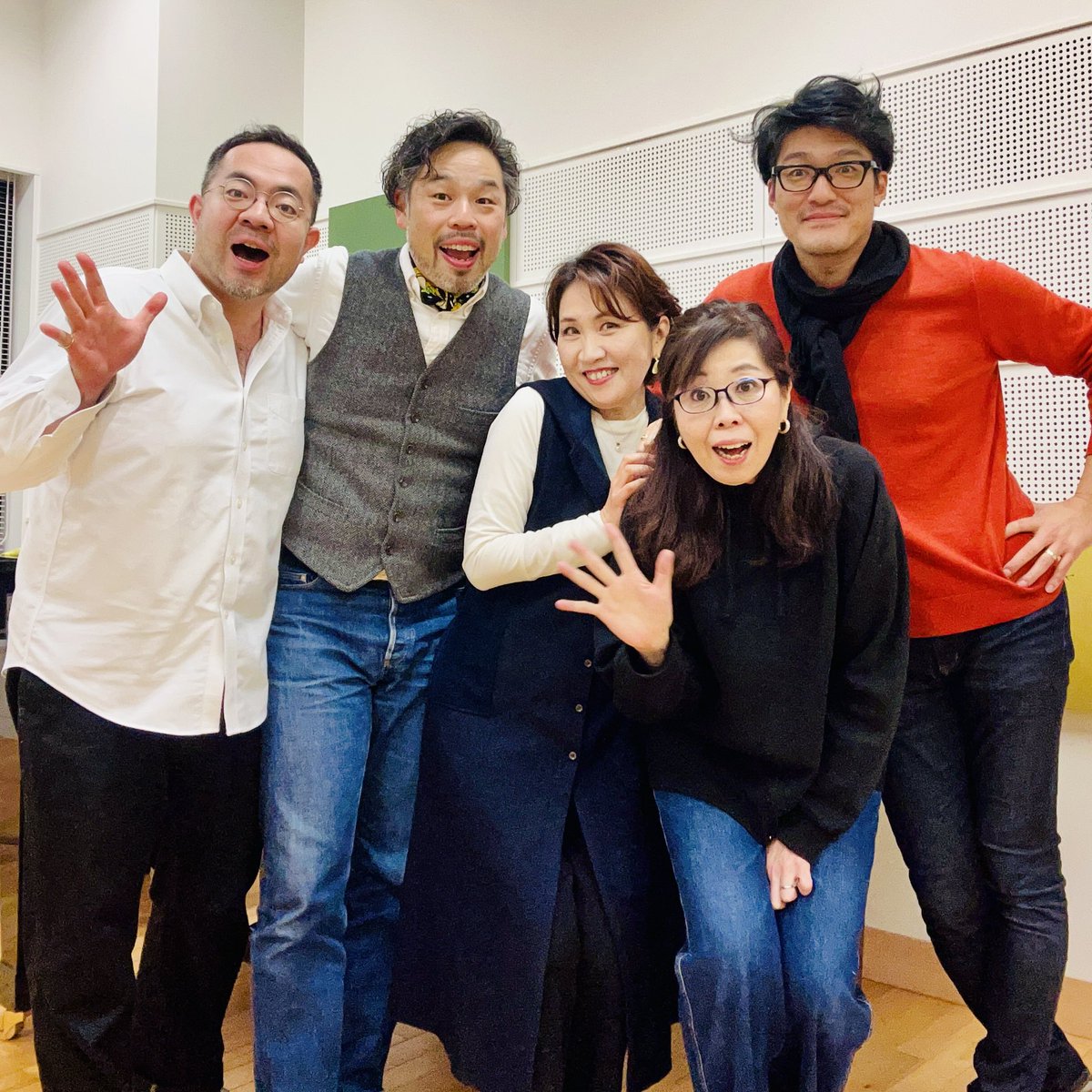 hir0shi81's tweet photo. 最高すぎました。。

これはすんごいコンサートです

最高です。。

「オペラ・ガラコンサート」
12月1日(日)14:00開演
和光大学ポプリホール鶴川

是非いらしてください！！！ https://t.co/sLoM48OUSv