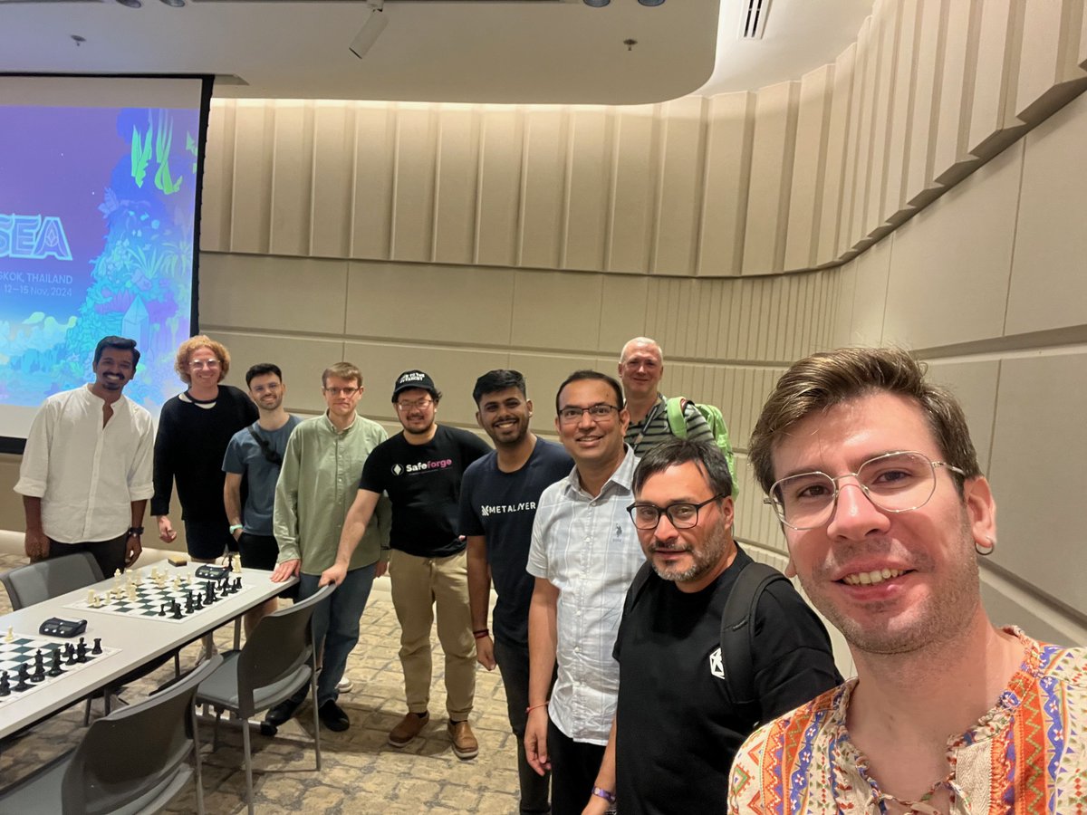 0xferit's tweet image. Congratulations to @jkuan456 for finishing 1st at DevCon at the Butter Blitz chess tournament today! 

And thanks for attending, people! Well played!

@butterygg