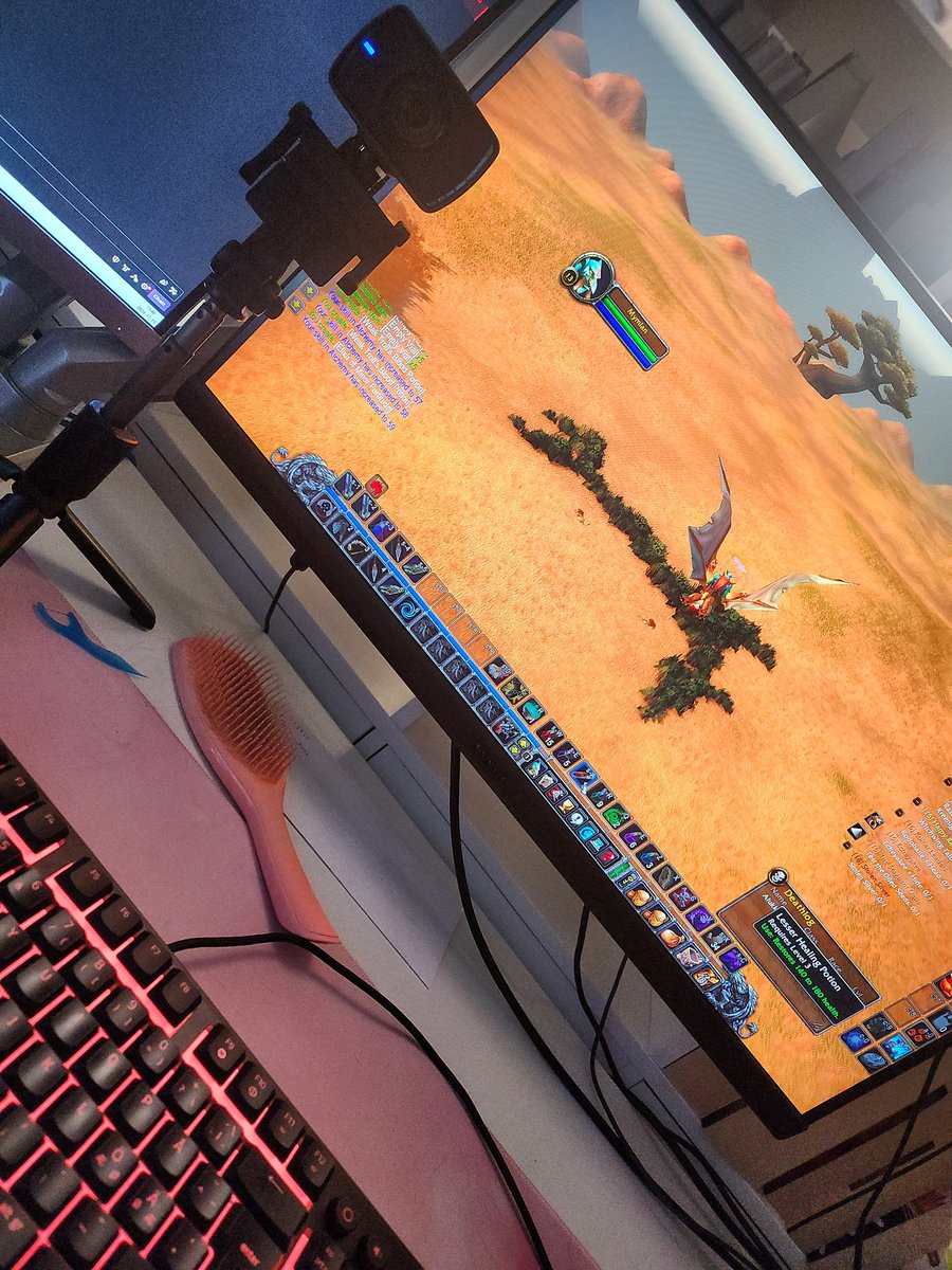 Mymlaan's tweet photo. Live with hardcore wow now, https://t.co/PpL8gqQmg5 https://t.co/uSmCQ7x3eP