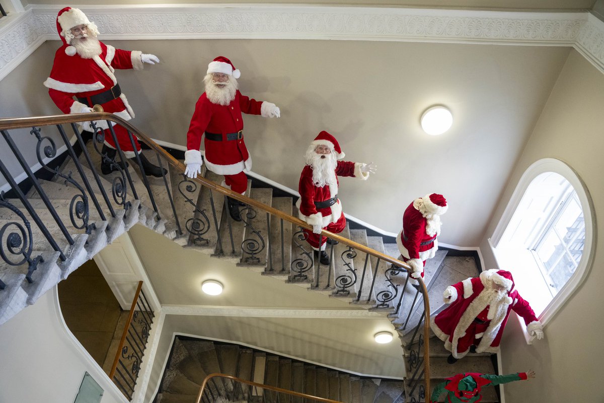 feejeemermaidx's tweet photo. #HoHoHo 🎅🏻❤️💫x

@jameslovellx 
@BorkowskiPR 
#Santa #Christmas
#FatherChristmas https://t.co/sgpvWlNwVe