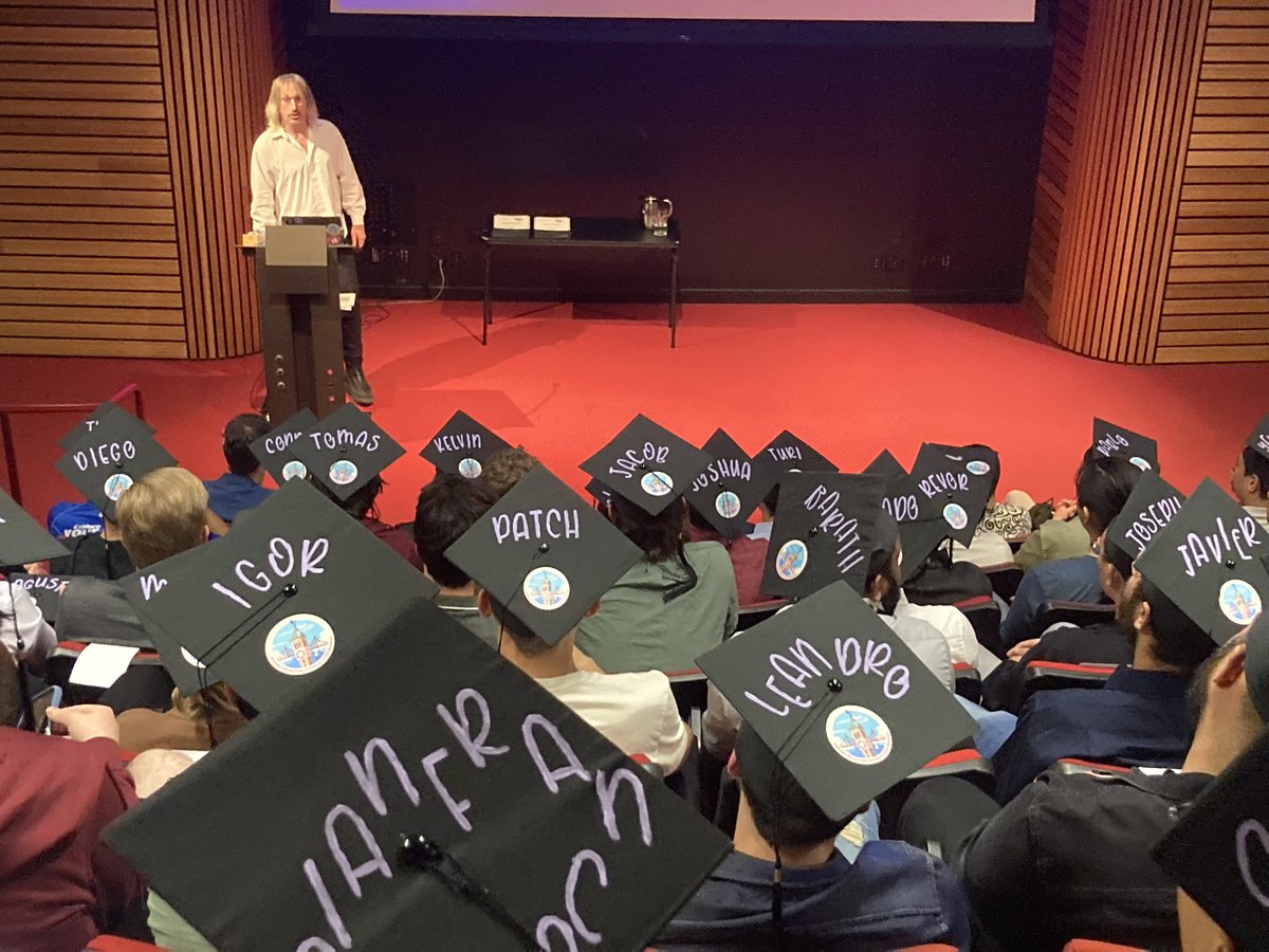 AcademyPolkadot's tweet image. 🤔❓Can you guess which #Academy wave this graduation ceremony is from? 

Comment below 👇 

#polkadotacademy