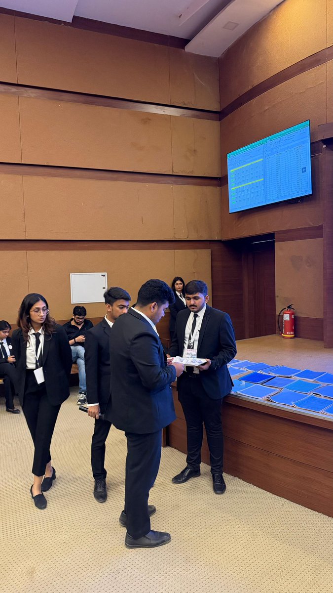 UWSLINDIA's tweet photo. Draw of Lots for the 37th Bar Council of India National All India Inter-City University Moot Court Competition 2024! 🏆📚🗳️

#KarnavatiUniversity #UWSL #Law #LawSchool #MootCourt #BarCouncilOfIndia #BCI https://t.co/GRqEzvVRFU