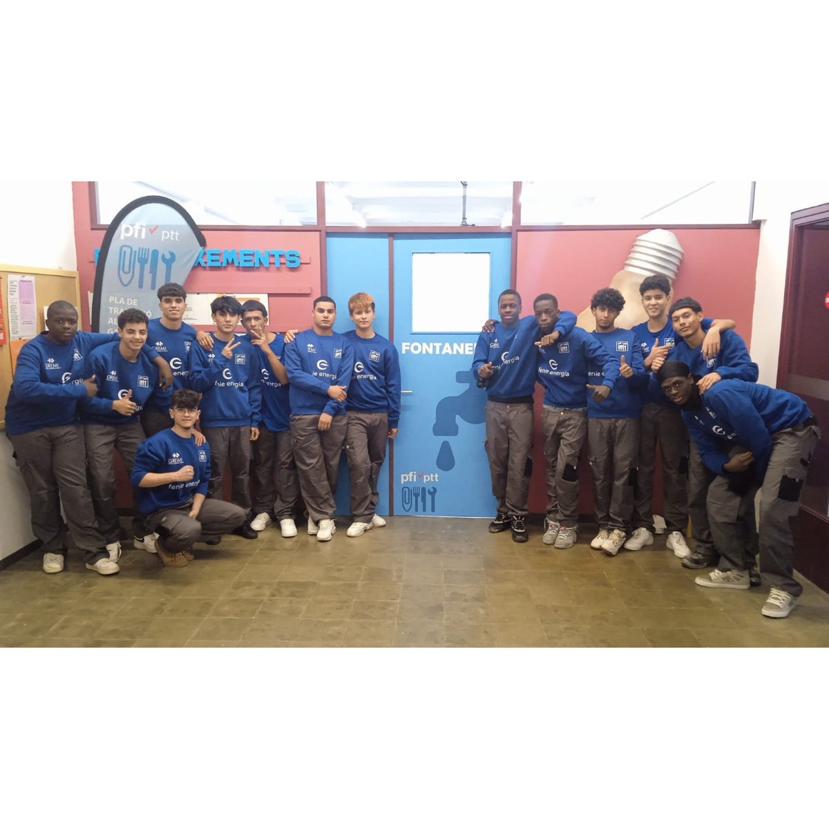 GarrotxaPtt's tweet photo. 🎉Avui els alumnes del perfil de Fontaneria, Calefacció i Climatització🔧 hem rebut la roba de treball patrocinada pel @GIGFormacio i @fenieenergia🍃

Gràcies a aquesta col•laboració podrem destinar més recursos econòmics a la compra de nou material💪🏽💯.

#SomPTTSomFutur https://t.co/zoUcYCMjQf