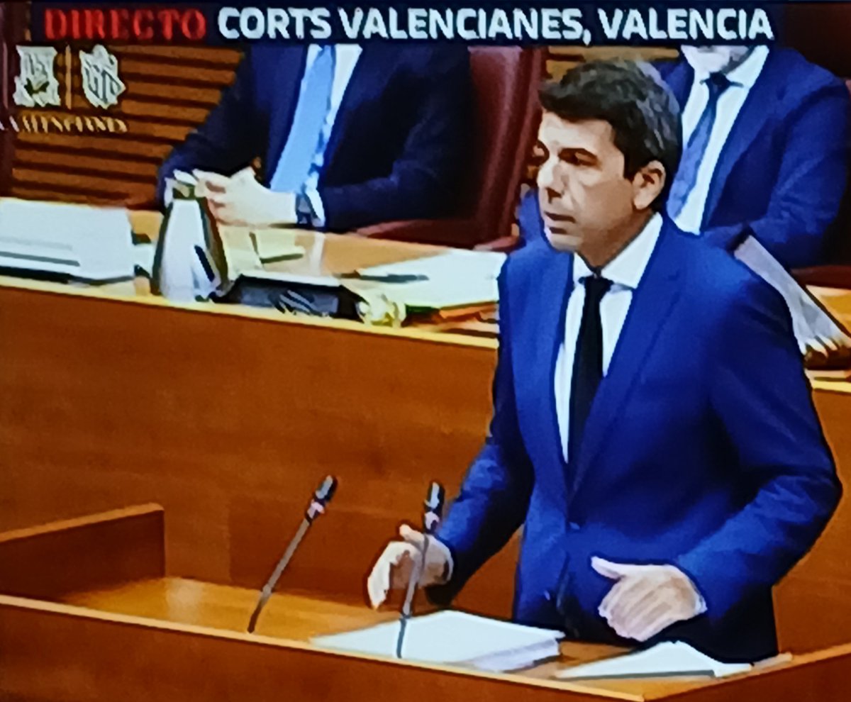 Mamarrachers2's tweet photo. Mazón y su laaaaaaarga oratoria 😴😴😴😴
La culpa es del tiempo, de la peor riada de la historia y hasta de Chiquito de la Calzada... menos mía
#MazonDimisión #DimiteMazon #enanocabron #caradura #peperro # https://t.co/3898XEpDip