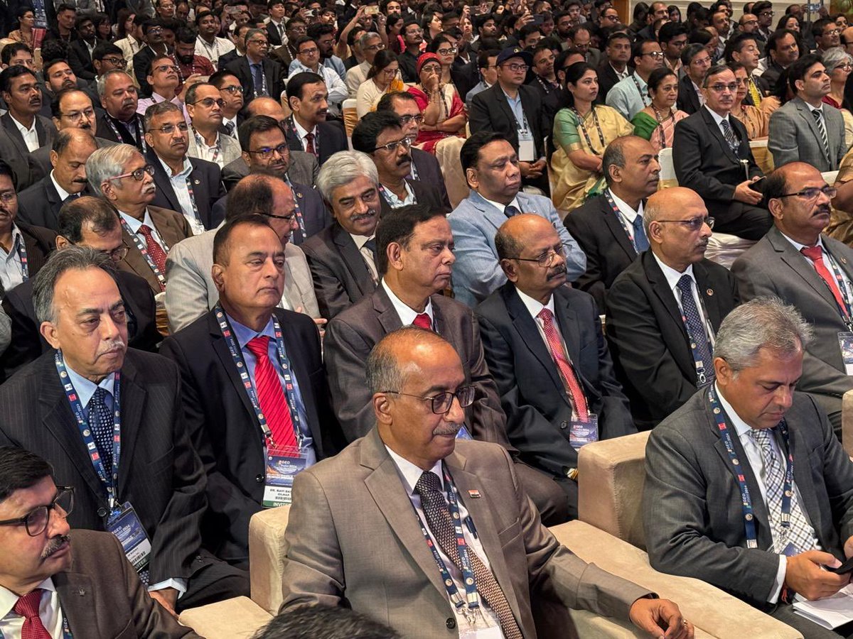 HardeepSPuri's tweet photo. Delighted to interact with a large gathering of captains of industry & energy professionals from India and abroad at the 6th edition of GEO India 2024 organized by Association of Petroleum Geologists India.

India is the place to be in for oil & gas exploration and production.
With pathbreaking reforms introduced under the leadership of PM @narendramodi Ji, 10% of our sedimentary basin area is under exploration which will increase to 16% by 2025 after the award of blocks under the forthcoming OALP Rounds.We intend to increase India's exploration acreage to 1 million sqkm by 2030. 

Some of the notable reforms include Improving the ‘Ease of Doing Business’ in the Indian E&P sector. We simplified 37 processes requiring approvals into 18 processes

The Oilfields (Regulation and Development) Amendment Bill introduced in 2024, aimed to ensure policy stability for oil and gas producers, allow international arbitration, and extend lease periods.

Reducing No Go areas in EEZ (exclusive economic zone) by almost 99%.

Shifting from the earlier Production Sharing Contracts to the Revenue Sharing Contracts policy.

Formation of a Joint Working Group comprising representatives from private E&P operators, National Oil Companies, MoPNG, and DGH to address industry concerns.

Ensuring data availability of Indian Sedimentary Basins to investors, such as National Seismic Programme in Onshore areas, EEZ Survey in Offshore areas, opening of Andaman Basin, upgradation of NDR, etc.

Opening of data Centre within the campus of University of Houston for ease of data viewing by foreign companies.

Setting up a dispute resolution mechanism to resolve various contractual matters.

Conducting multi-Client Geo-Scientific Surveys and ensured coverage of The Un-Appraised Sedimentary Areas By 2D Seismic Survey. (We are targeting appraisal of 100% Sedimentary Basinal area by 2026-27.)

The results of the reforms can already be seen in the historic OALP bidding round IX which included an area of about 1,36,596 Sq Km offered for 28 blocks in 8 sedimentary basins, which is the largest area offered so far in a single bid round under OALP regime. Out of total 28 blocks on offer for which 60 bids were received, 13 blocks with an area of 51,405 Sq Km (38%) fall in the earlier ‘No-Go’ area.

@PMOIndia @PetroleumMin @PIB_India @fipiind @IndiaEnergyWeek @ONGC_ @ongcvideshltd @OilIndiaLimited @DghIndia @investindia @CMD_OIL @ChairmanONGC