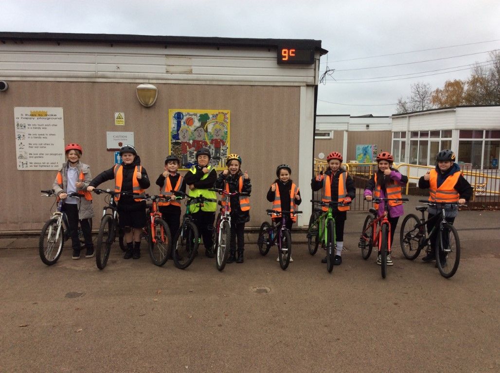 RawmarshSP's tweet image. 🚲 Last week, children from Year 5 and Year 6 took part in Bikeability sessions!

Read the full story 👇
buff.ly/4hLYRrZ