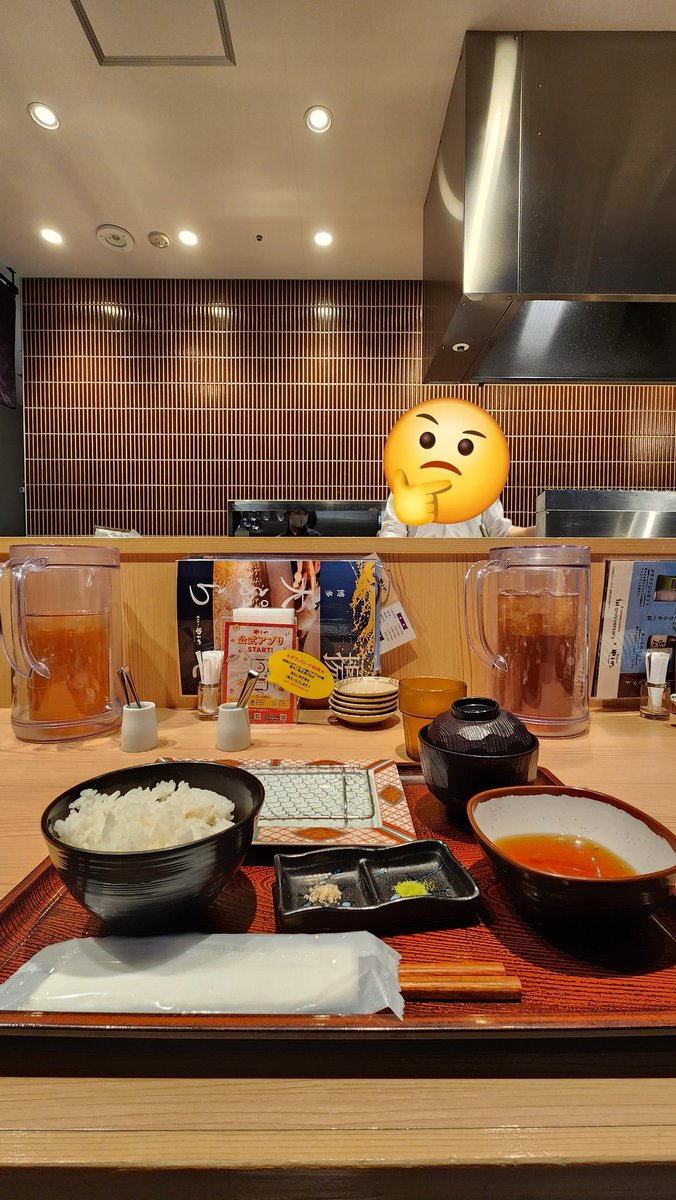YsHIROSSYI's tweet photo. 本日の晩飯はやまや
きびなご🐟️ウマー
#博多天ぷらやまや
#ココノススキノ https://t.co/VmxpH6GsNY