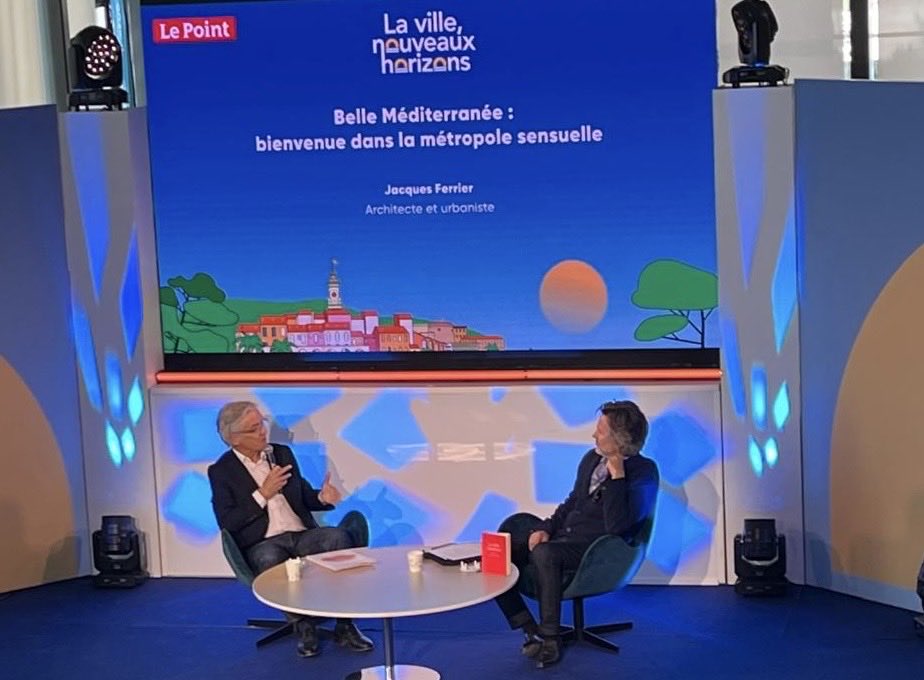 EPA_EcoVallee's tweet photo. @LatourXavier1 @nathqueencole @LePointEvents @CBA_Paris La métropole sensuelle 😍😎
@JacquesFer51256, architecte et urbaniste : « il faut avoir une approche humaniste et sensible de la ville. Travailler sur la question des sens du citoyen dans l’#urbanisme, avoir une attention sensorielle du territoire » https://t.co/PYy8ZutVe9
