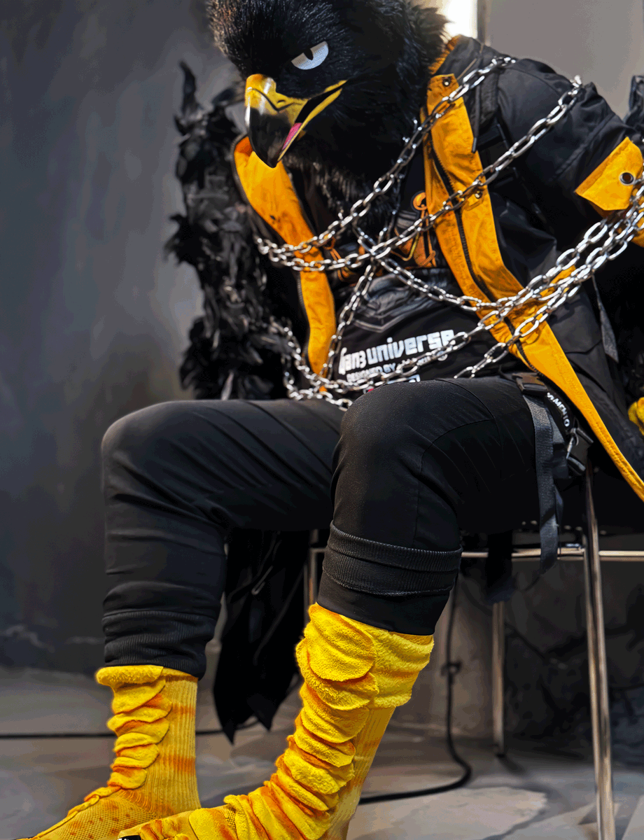 TAN🦅🔜Furst Class tweet media